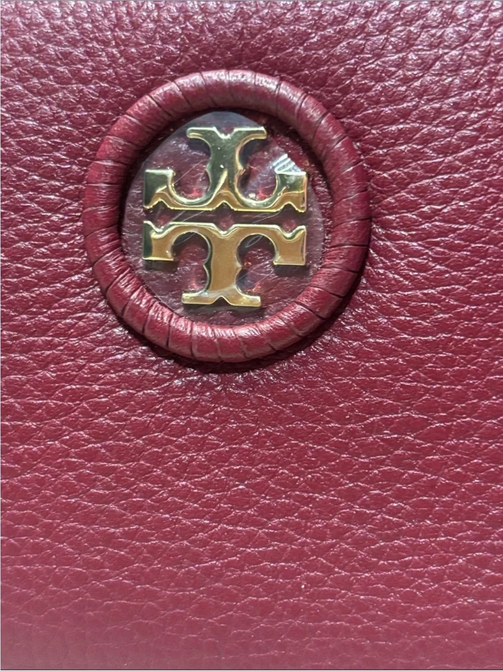 Tory Burch Burgundy Pebbled Leather Zip Wallet with Gold Logo - Picture 12 of 13
